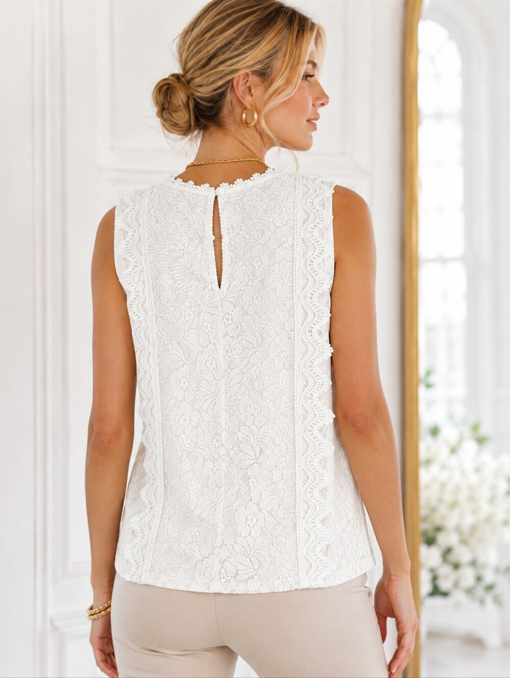 White Lined Lace Sleeveless Blouse Size M | Floral Lace V-Neck Feminine Top - Picture 2 of 8